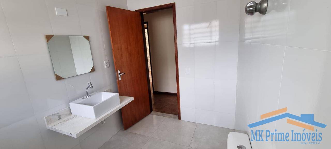 Sobrado para alugar com 4 quartos, 239m² - Foto 30
