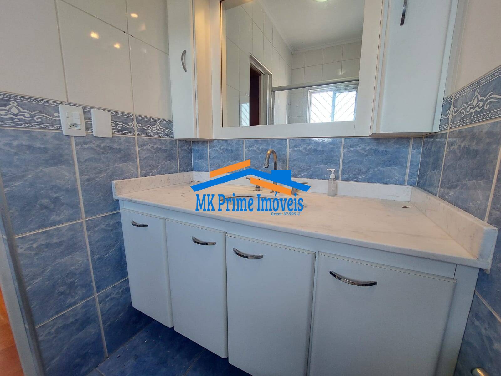 Sobrado à venda com 2 quartos, 218m² - Foto 31