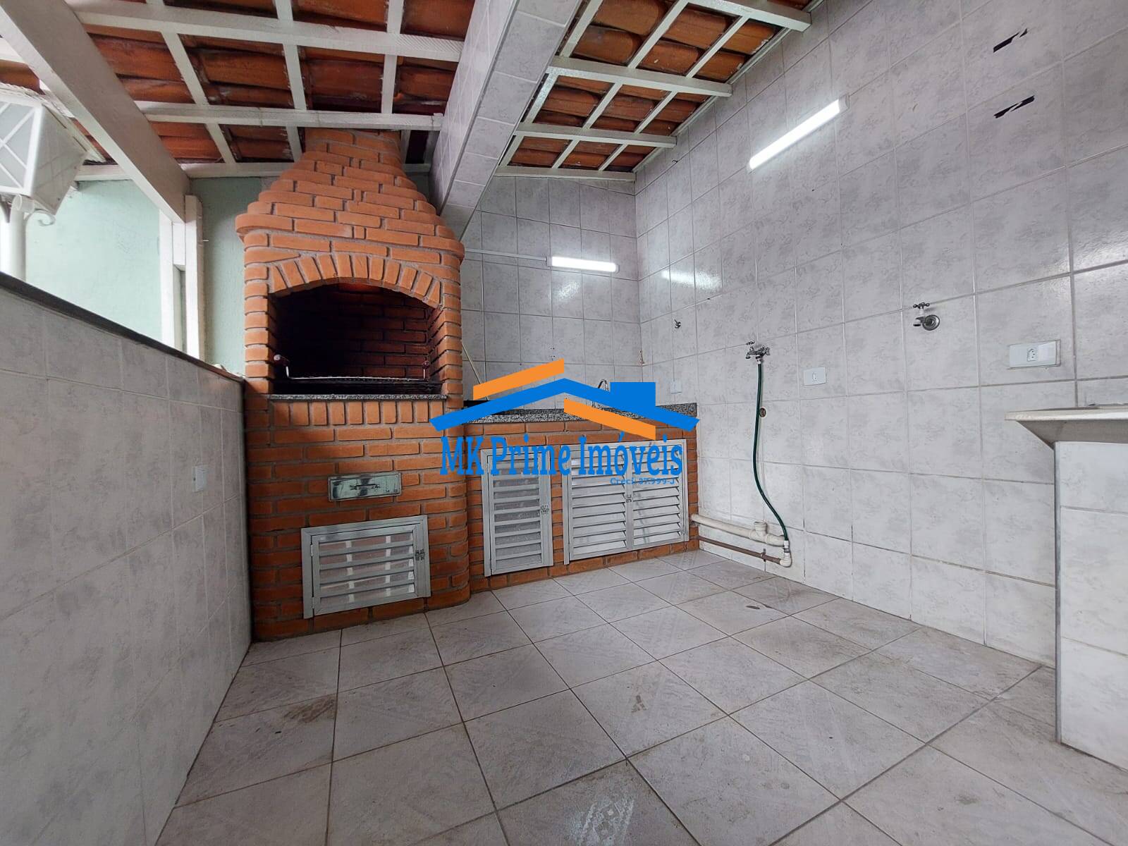 Sobrado à venda com 2 quartos, 218m² - Foto 62