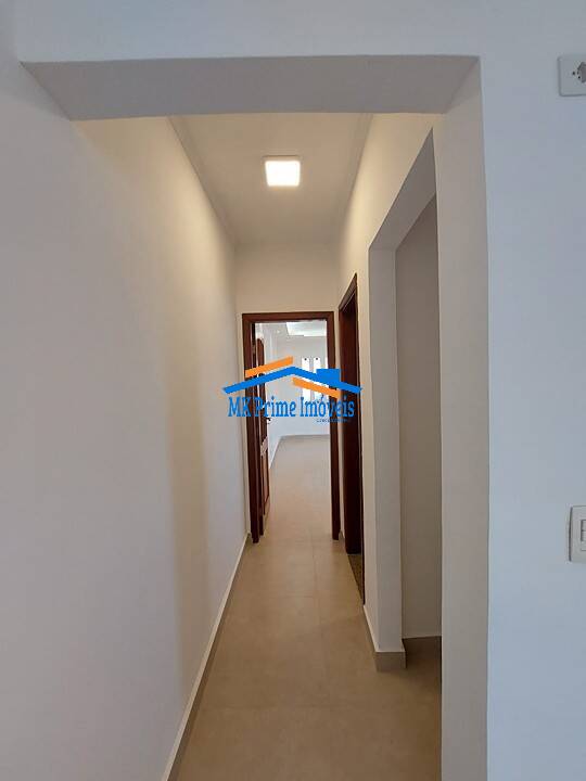 Sobrado à venda com 2 quartos, 218m² - Foto 10