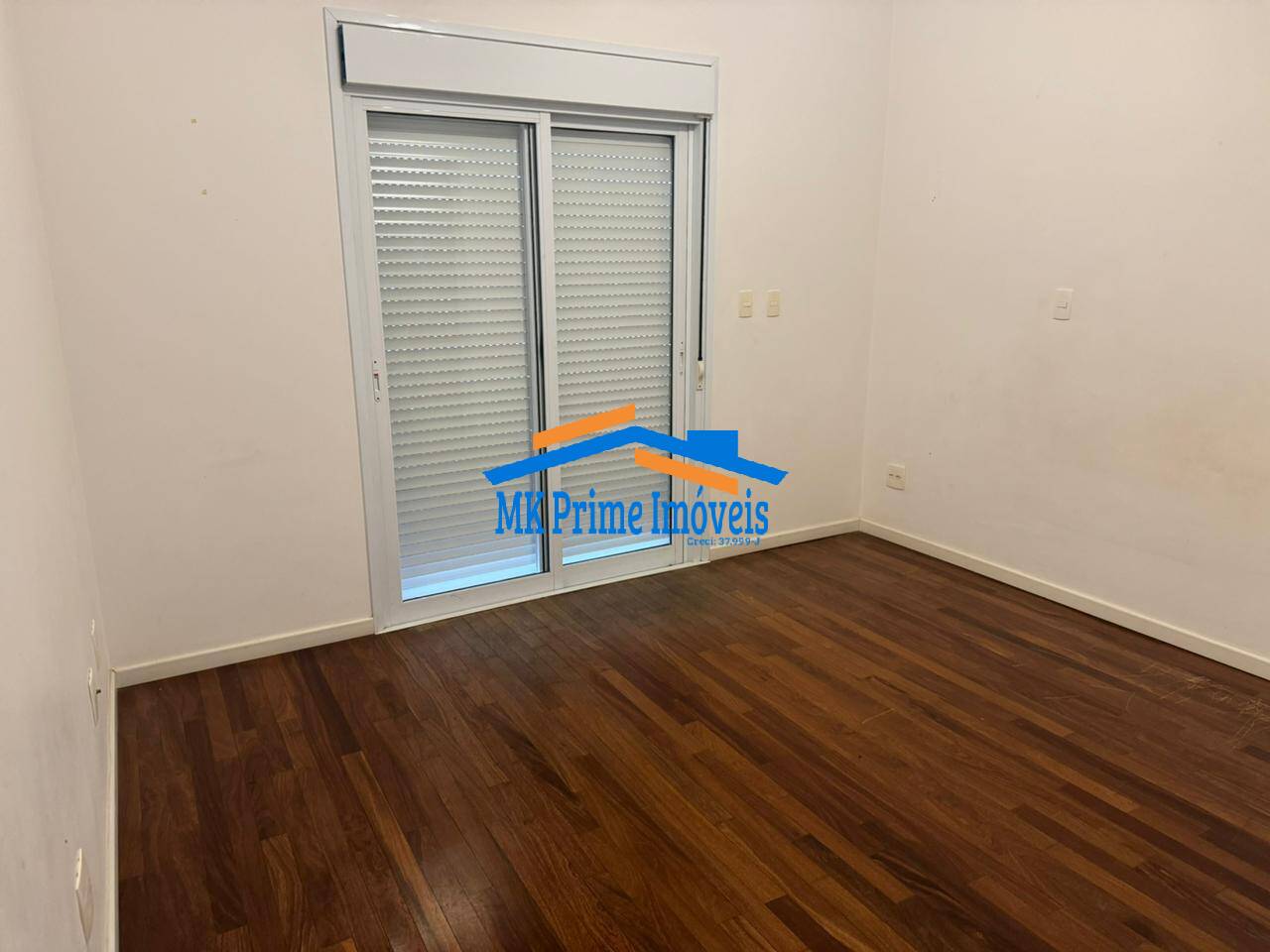 Casa de Condomínio à venda e aluguel com 4 quartos, 385m² - Foto 32