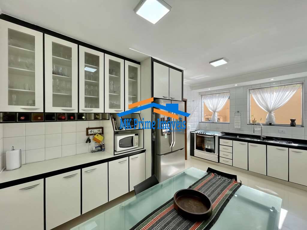 Casa de Condomínio à venda com 4 quartos, 615m² - Foto 13