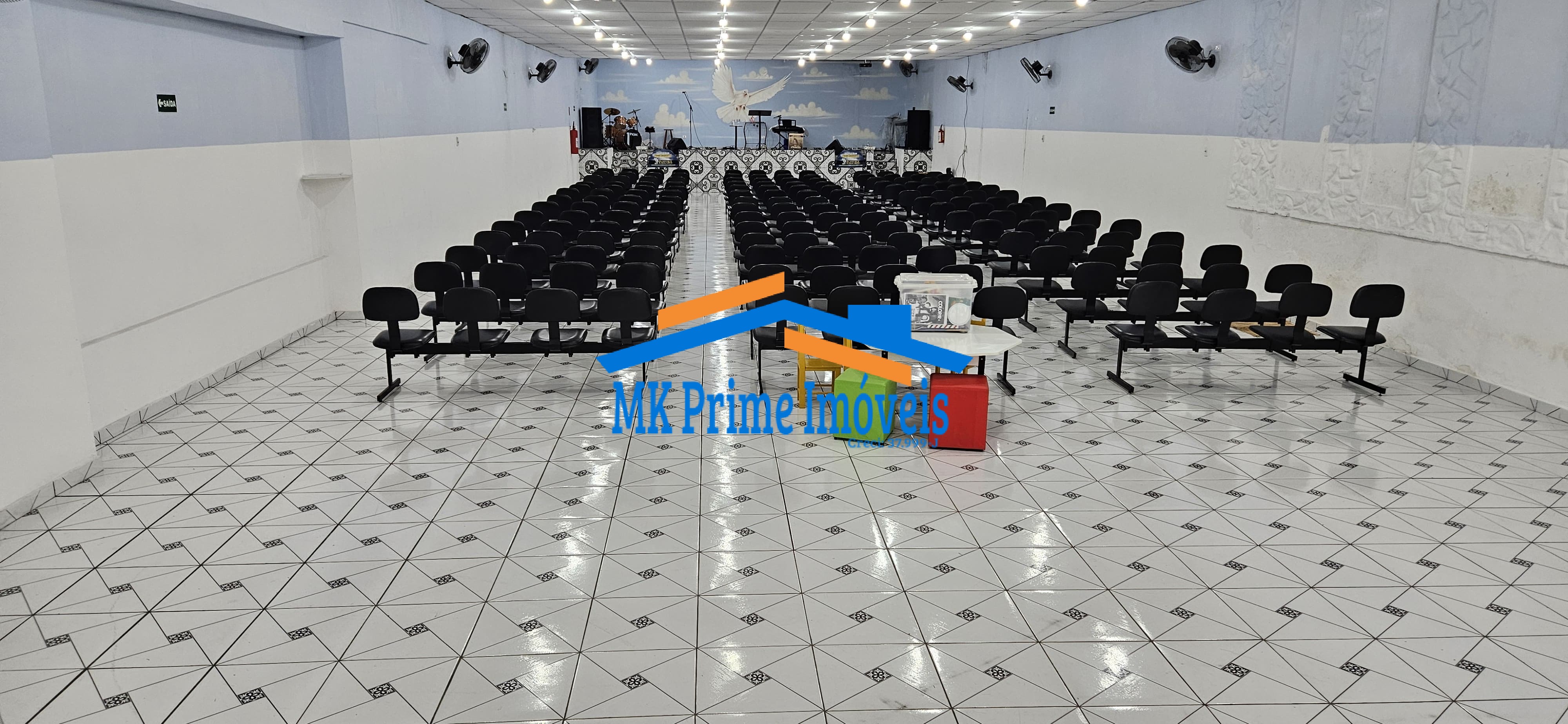 Depósito-Galpão-Armazém para alugar, 400m² - Foto 1