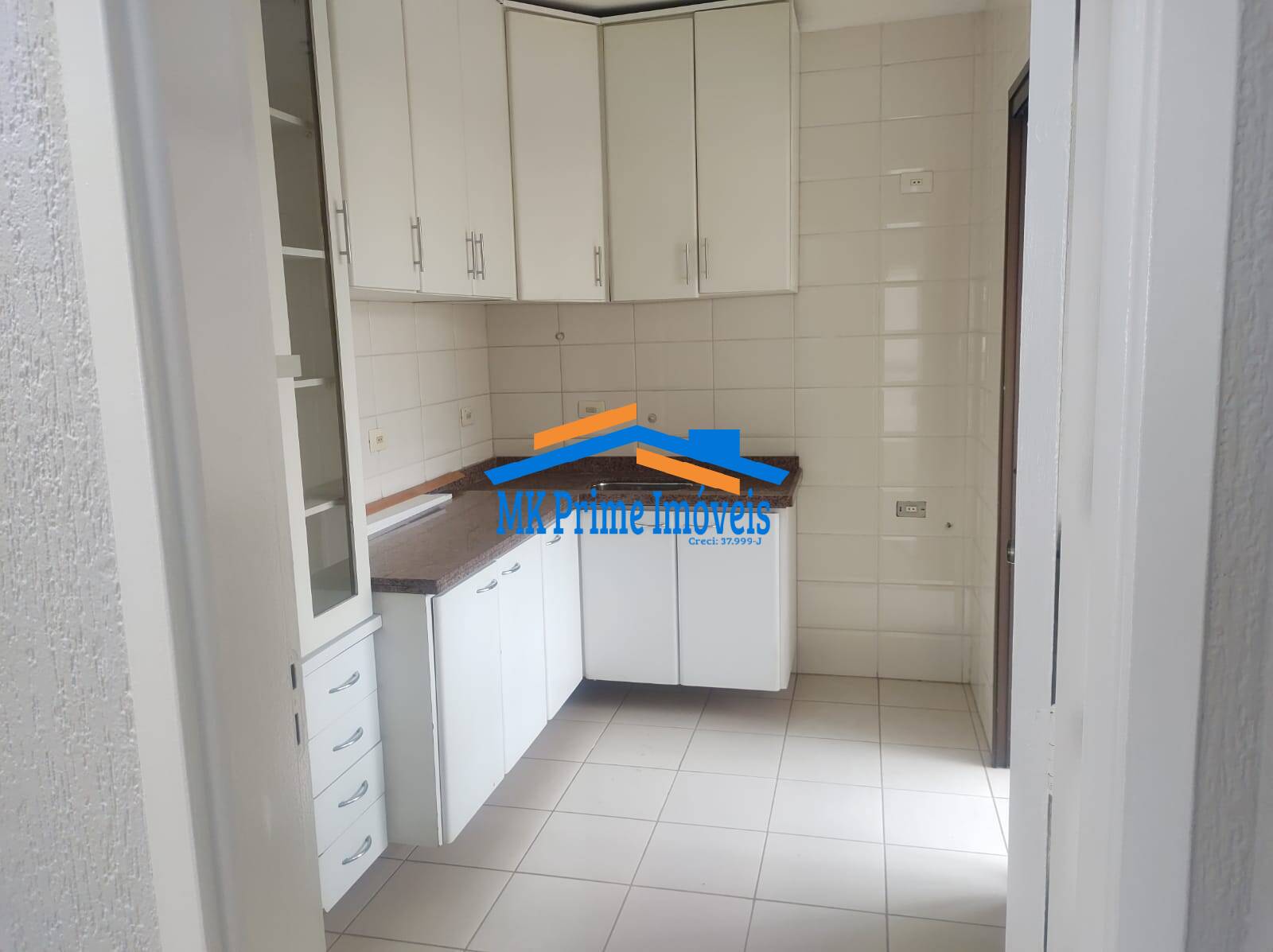 Apartamento à venda com 2 quartos, 63m² - Foto 8