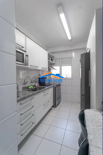Apartamento à venda com 3 quartos, 137m² - Foto 9