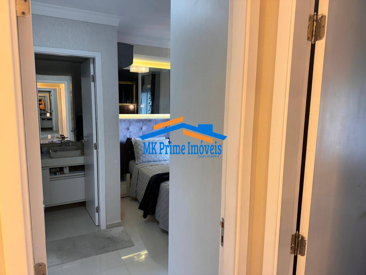 Apartamento à venda com 2 quartos, 80m² - Foto 13