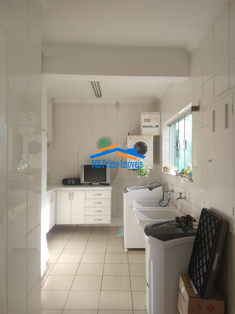 Sobrado à venda com 3 quartos, 512m² - Foto 10