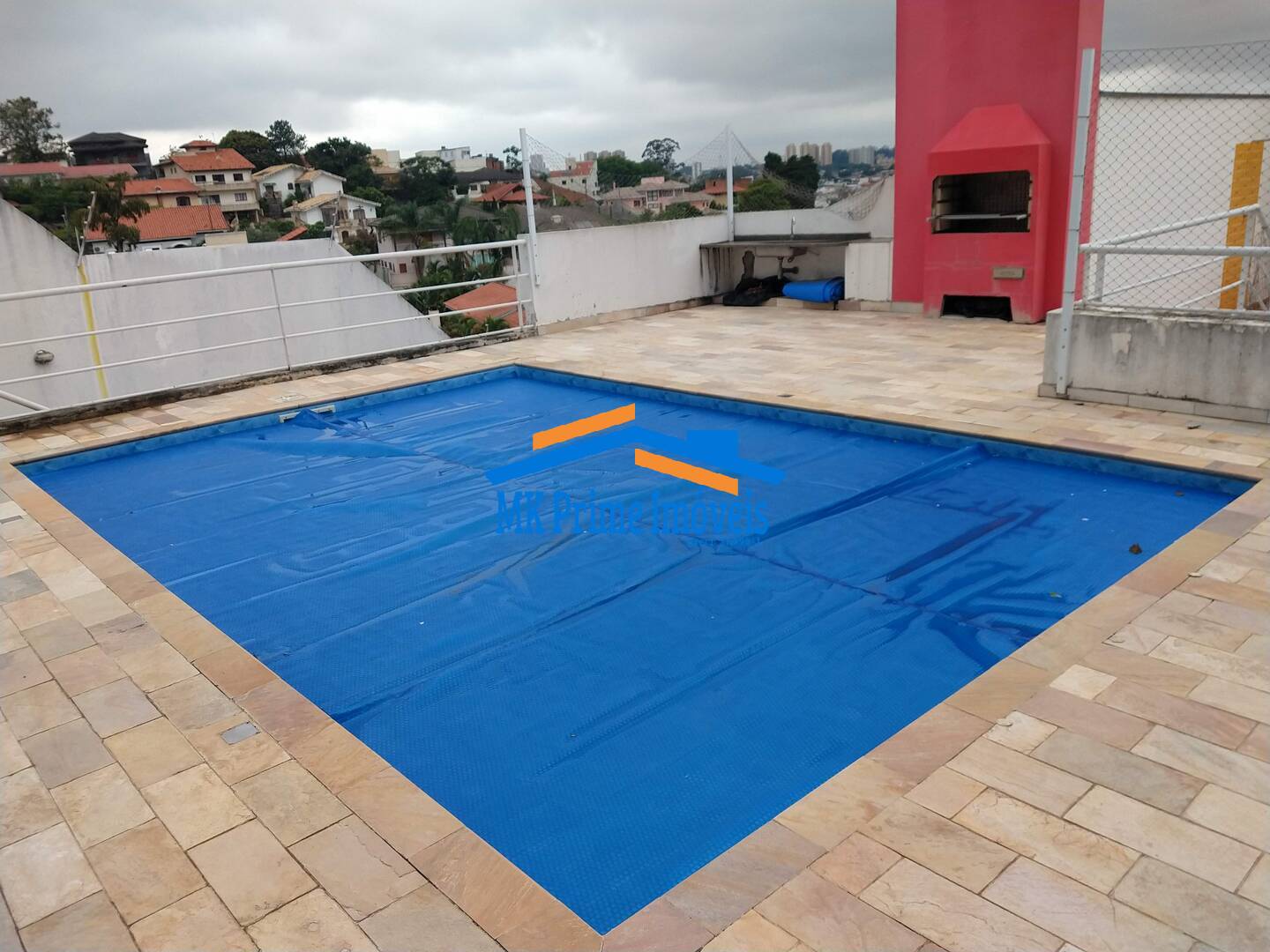 Sobrado à venda com 4 quartos, 471m² - Foto 1