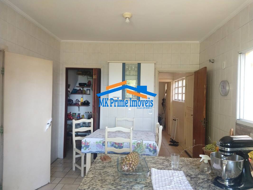 Sobrado à venda com 4 quartos, 471m² - Foto 12