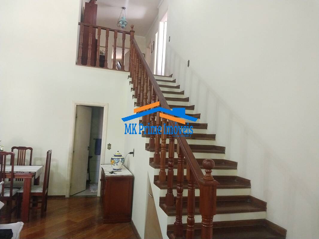 Sobrado à venda com 4 quartos, 471m² - Foto 5