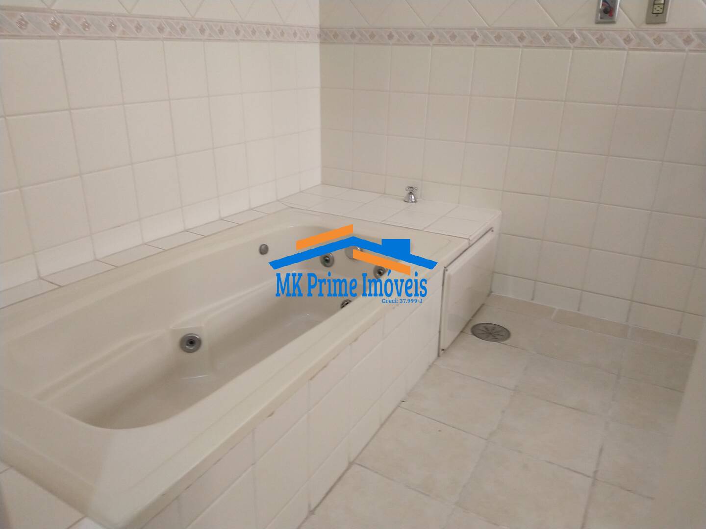 Sobrado à venda com 4 quartos, 471m² - Foto 51