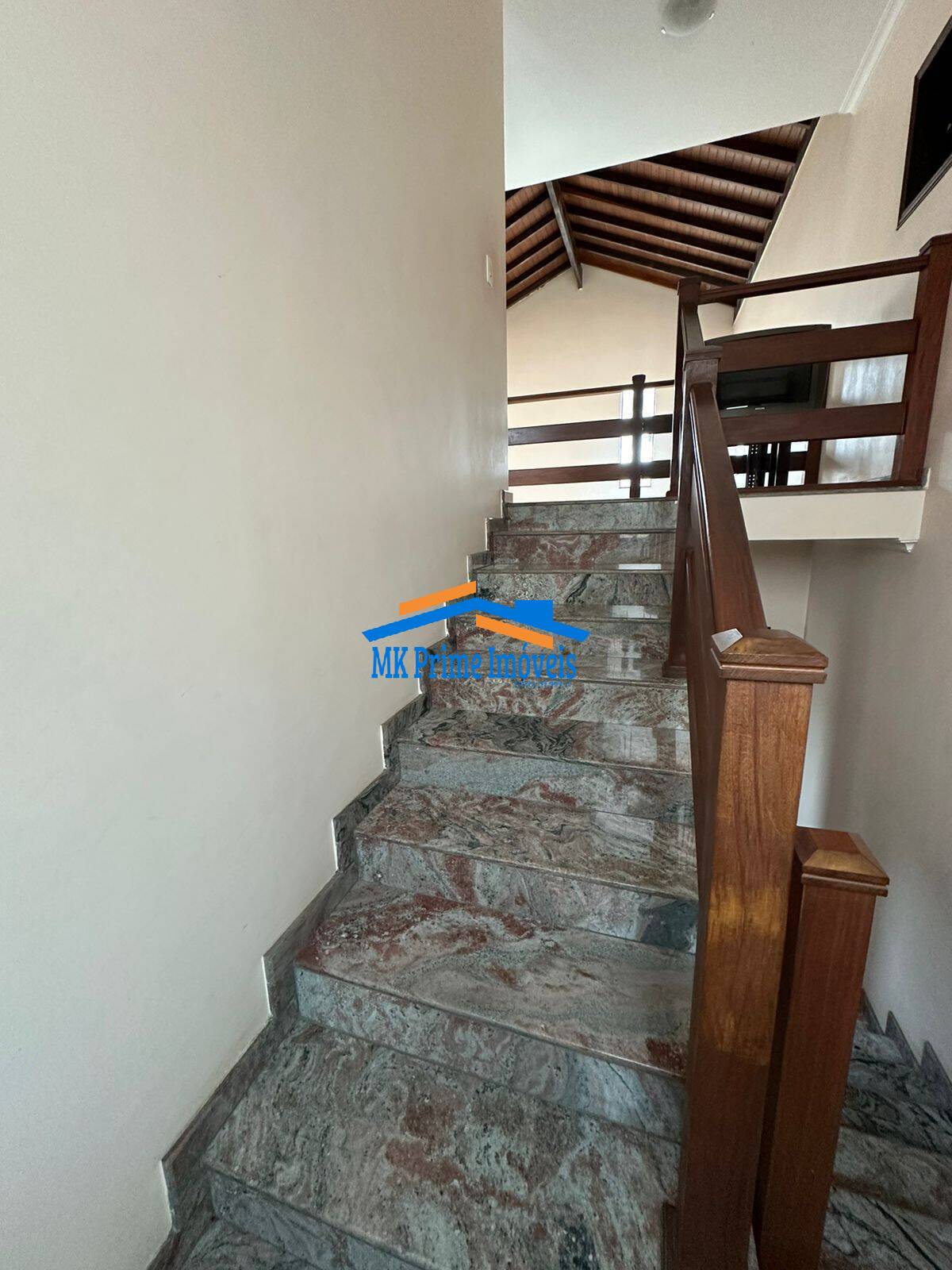 Sobrado à venda com 4 quartos, 353m² - Foto 14