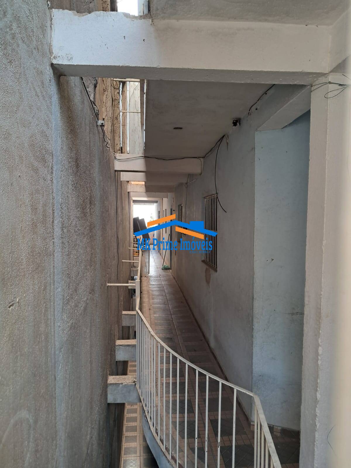 Casa à venda com 1 quarto, 316m² - Foto 5