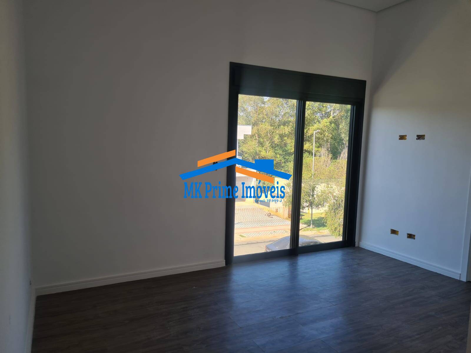 Casa de Condomínio à venda com 4 quartos, 555m² - Foto 4