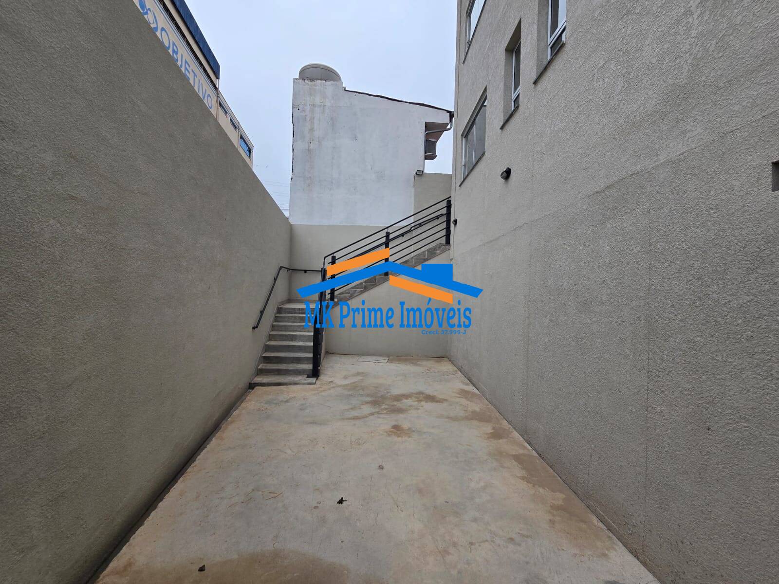 Apartamento à venda com 1 quarto, 28m² - Foto 34