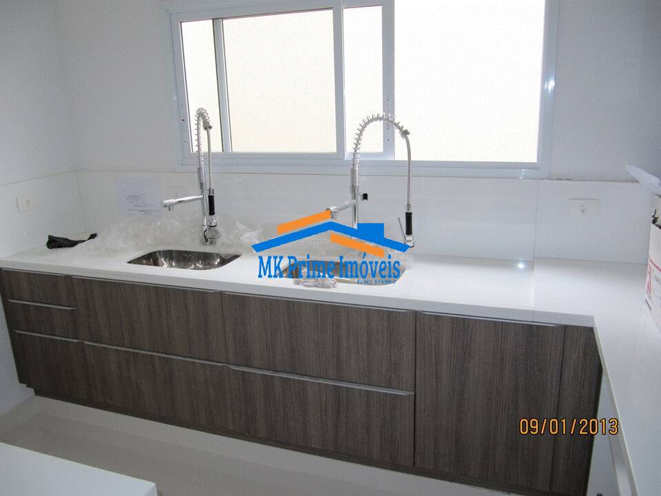 Casa de Condomínio para alugar com 2 quartos, 528m² - Foto 4
