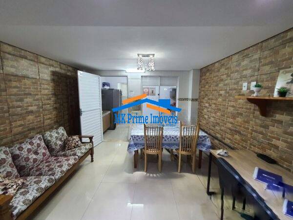 Casa de Condomínio à venda com 2 quartos, 62m² - Foto 1