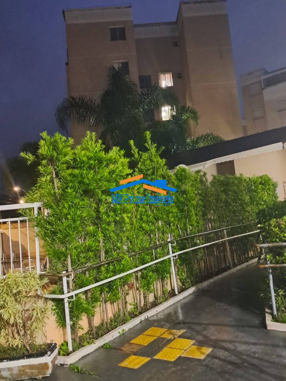 Apartamento à venda com 2 quartos, 57m² - Foto 3