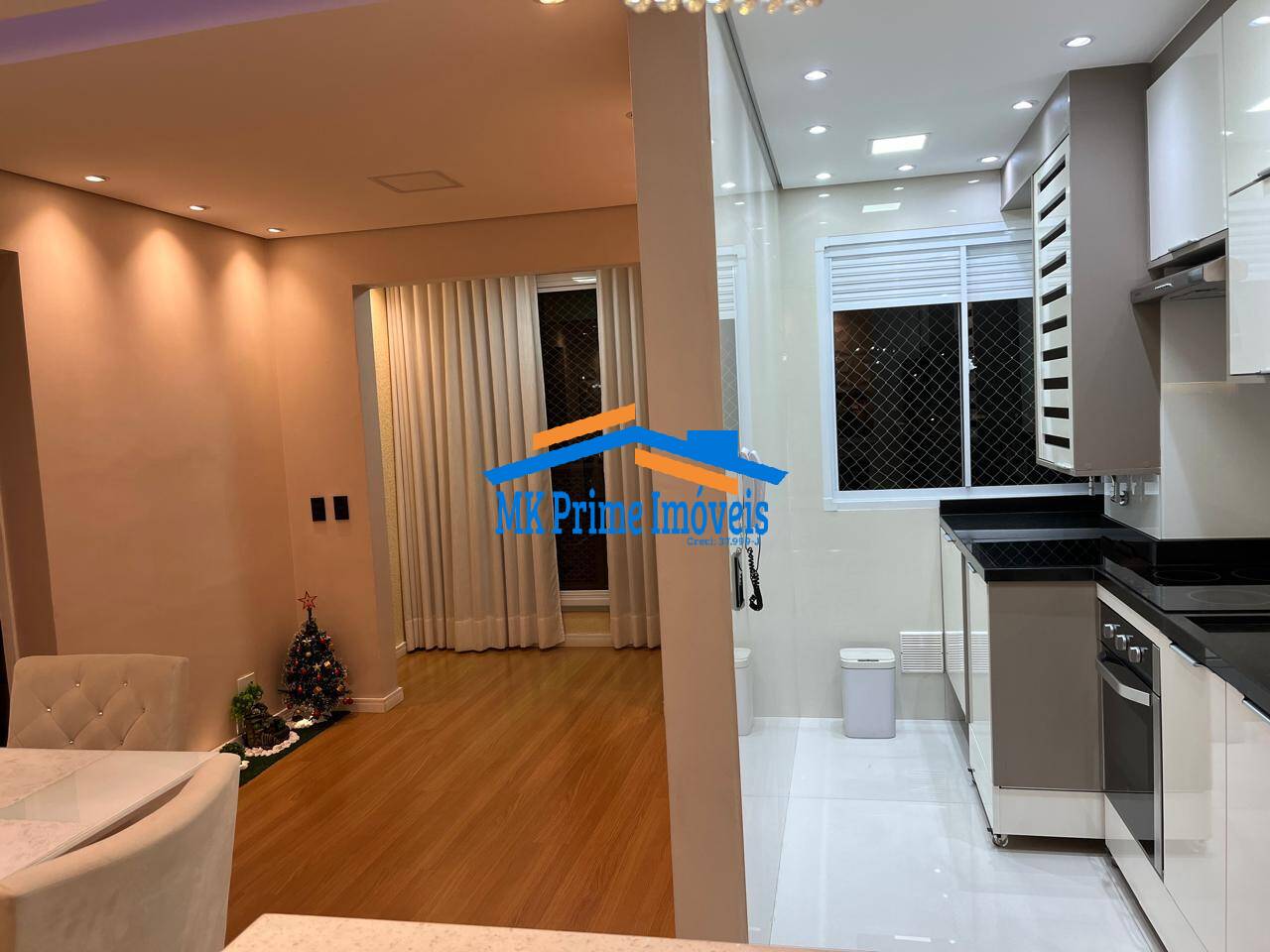 Apartamento à venda com 2 quartos, 47m² - Foto 2