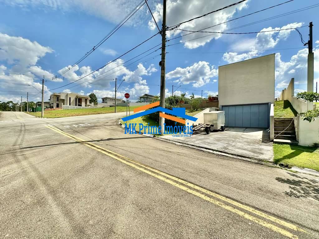 Casa de Condomínio à venda com 4 quartos, 408m² - Foto 2
