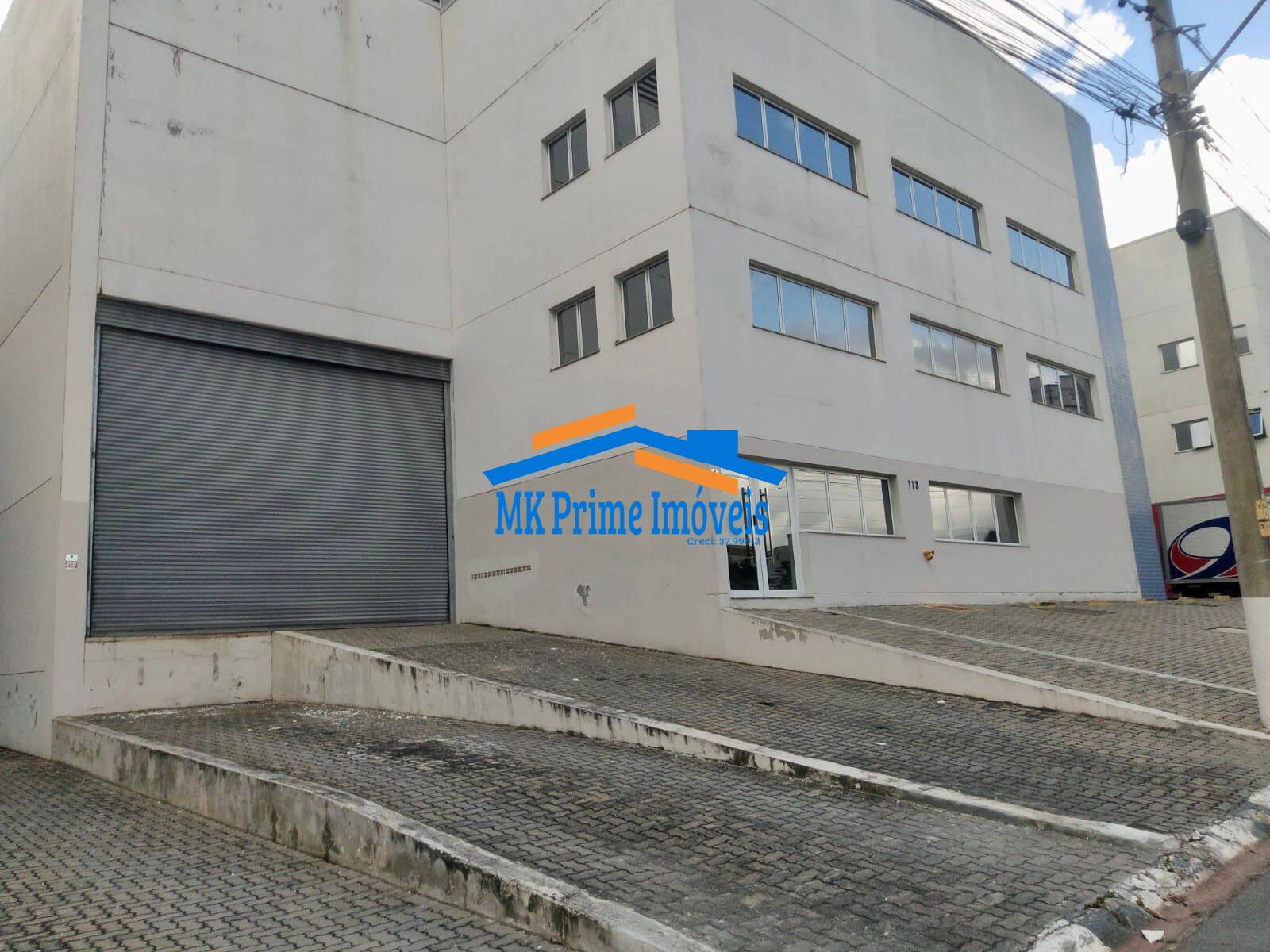 Prédio Inteiro, 1000 m² - Foto 1