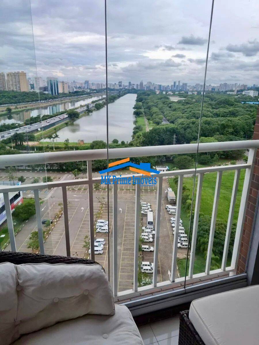 Apartamento à venda com 1 quarto, 70m² - Foto 24