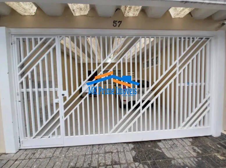 Sobrado à venda com 2 quartos, 150m² - Foto 1