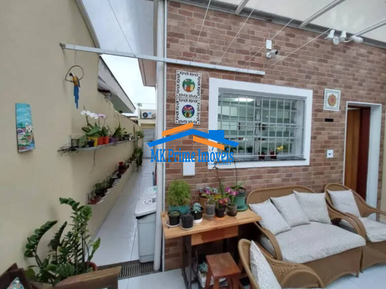 Sobrado à venda com 2 quartos, 150m² - Foto 6
