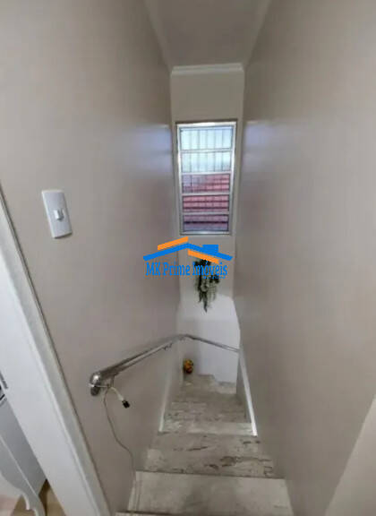Sobrado à venda com 2 quartos, 150m² - Foto 11