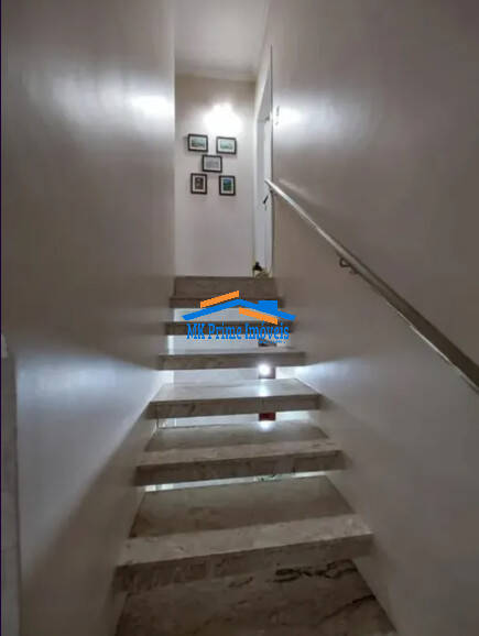 Sobrado à venda com 2 quartos, 150m² - Foto 17