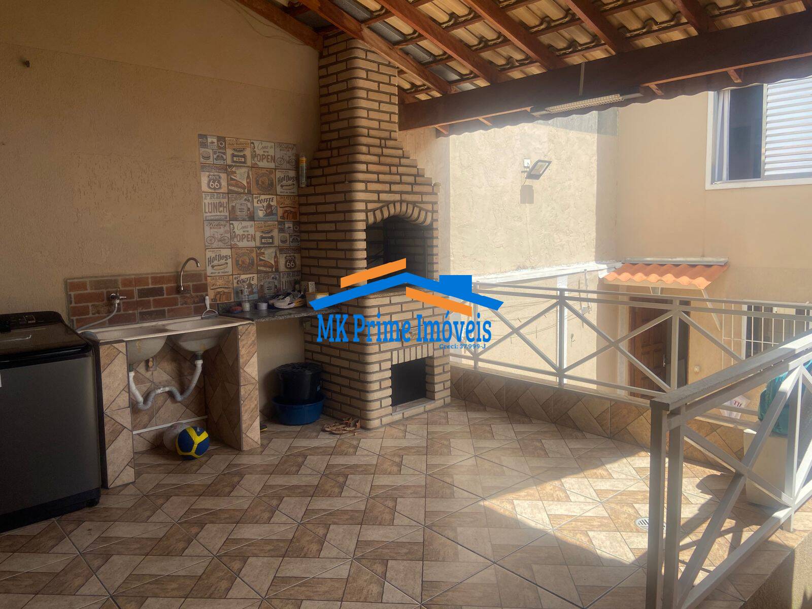 Sobrado à venda com 2 quartos, 143m² - Foto 1