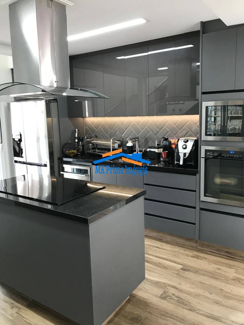 Cobertura à venda com 2 quartos, 123m² - Foto 4