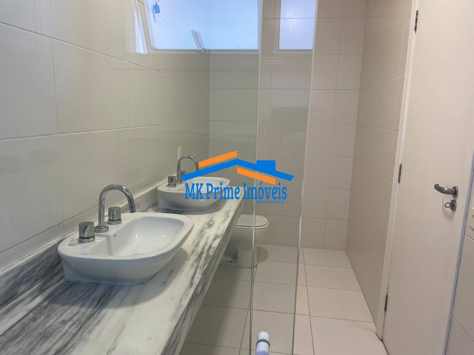 Casa de Condomínio à venda com 3 quartos, 218m² - Foto 14