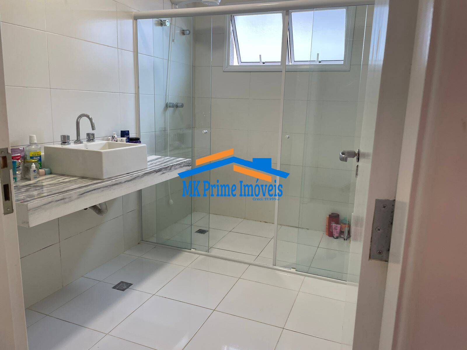 Casa de Condomínio à venda com 3 quartos, 218m² - Foto 16