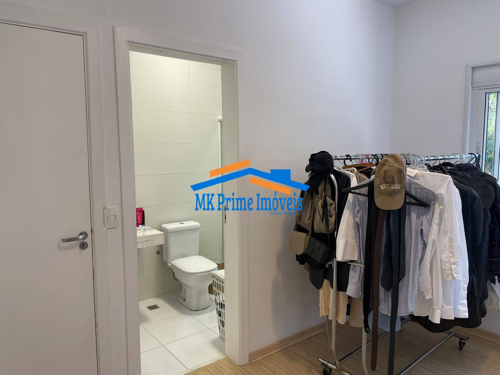 Casa de Condomínio à venda com 3 quartos, 218m² - Foto 25