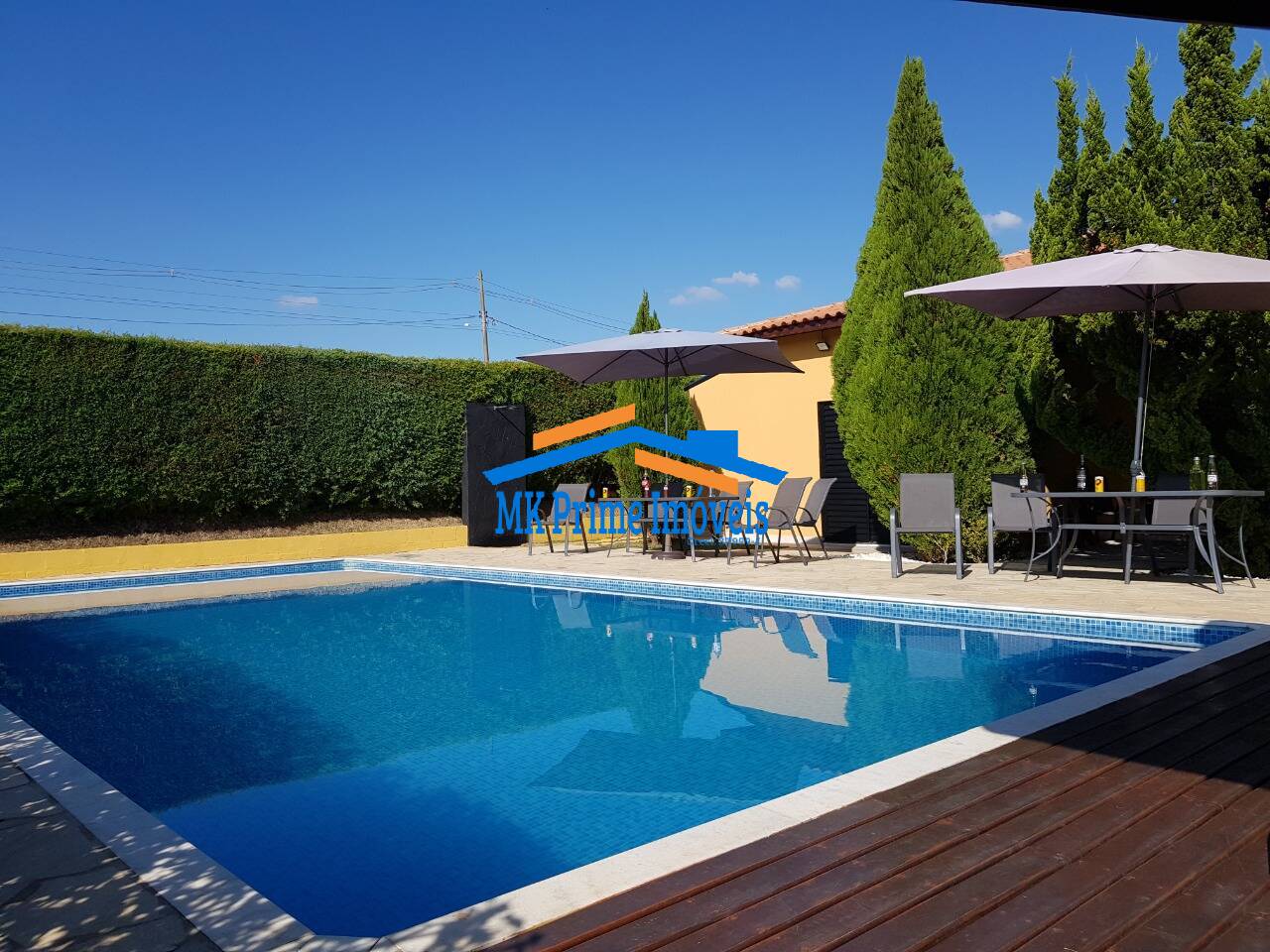 Chácara à venda com 3 quartos, 270m² - Foto 2