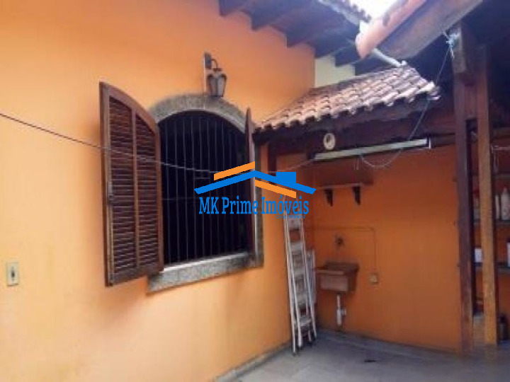 Casa à venda com 3 quartos, 130m² - Foto 17