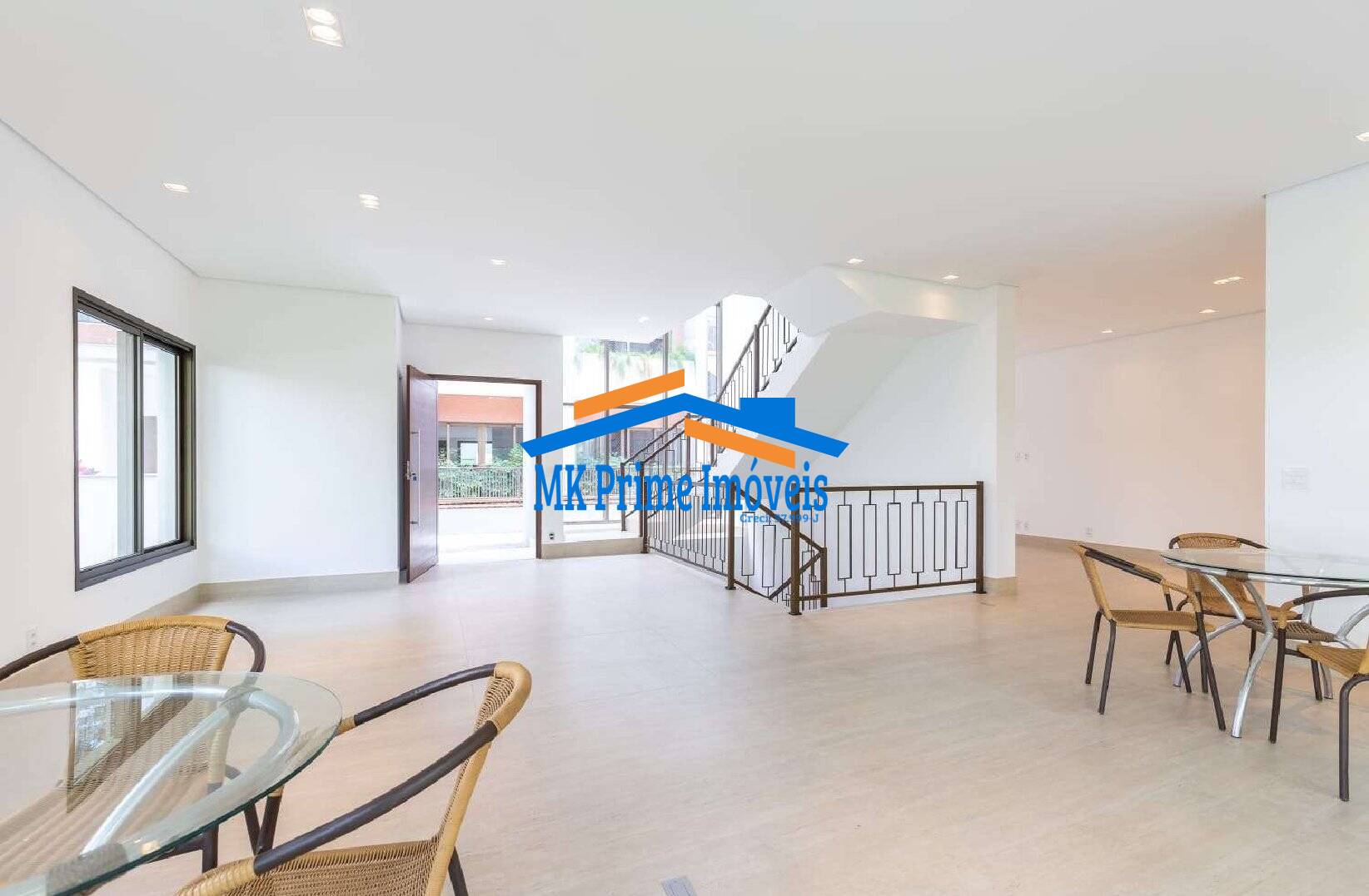 Casa de Condomínio à venda com 4 quartos, 684m² - Foto 9