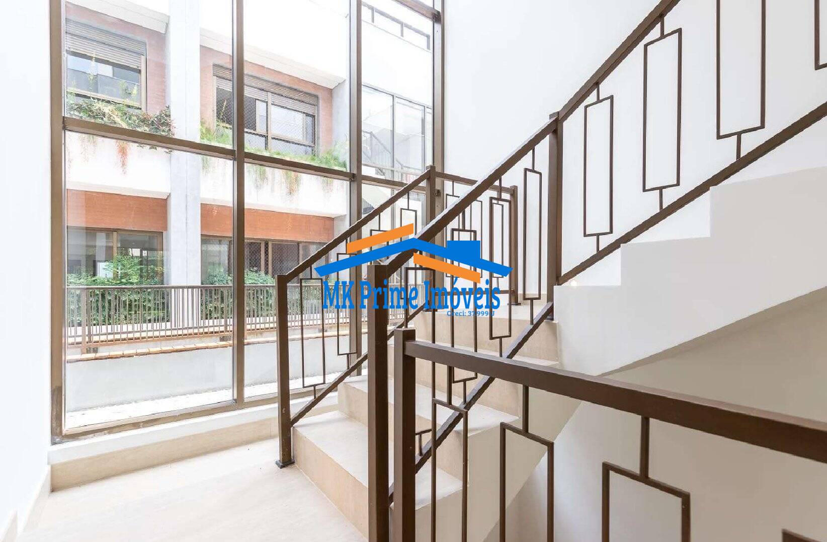 Casa de Condomínio à venda com 4 quartos, 684m² - Foto 18