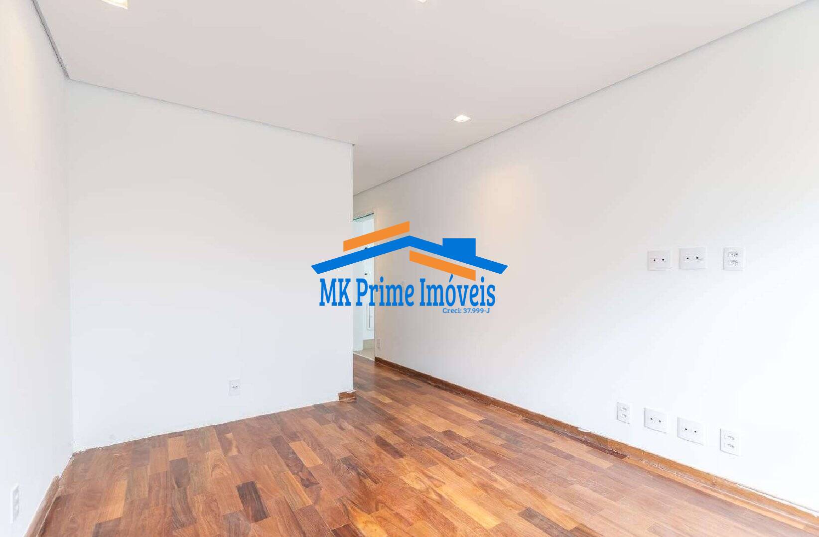 Casa de Condomínio à venda com 4 quartos, 684m² - Foto 25