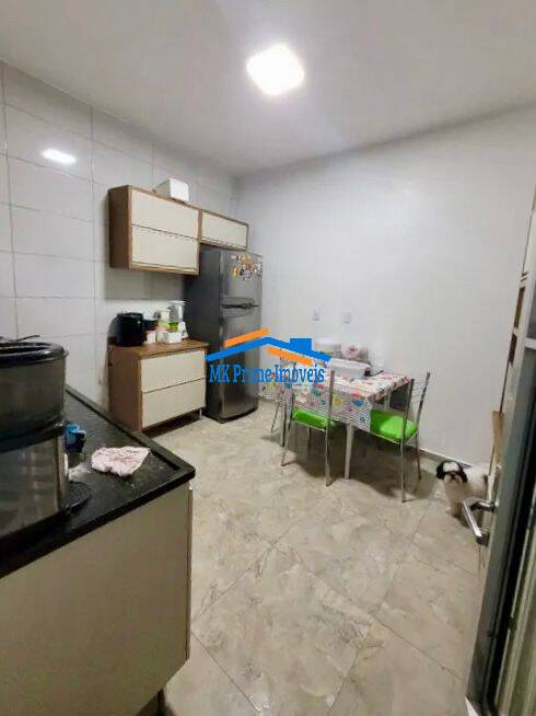 Sobrado à venda com 3 quartos, 150m² - Foto 6