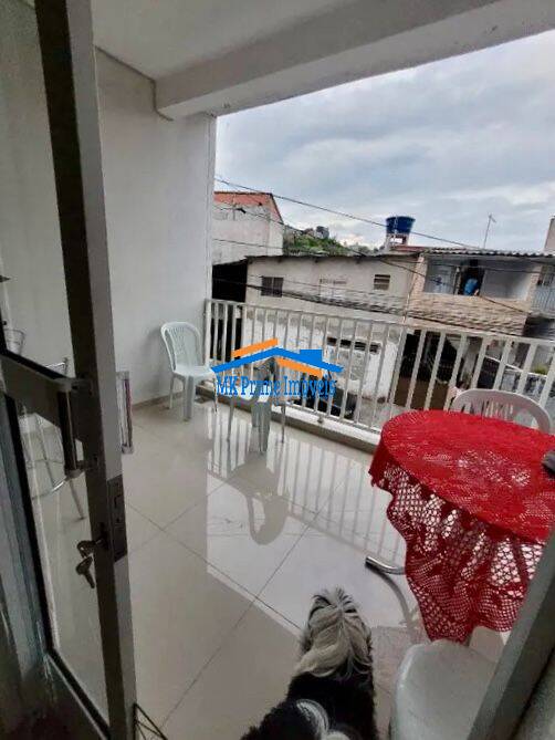 Sobrado à venda com 3 quartos, 150m² - Foto 2
