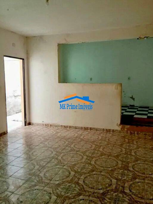 Casa à venda com 4 quartos, 700m² - Foto 2
