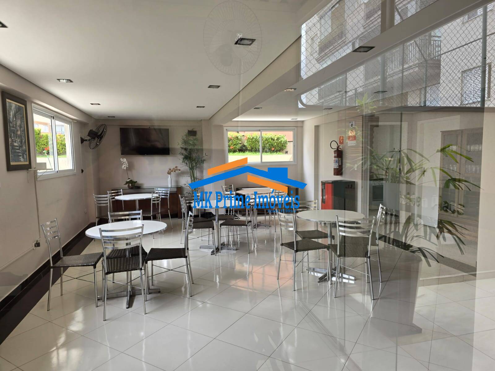 Apartamento à venda com 2 quartos, 60m² - Foto 13