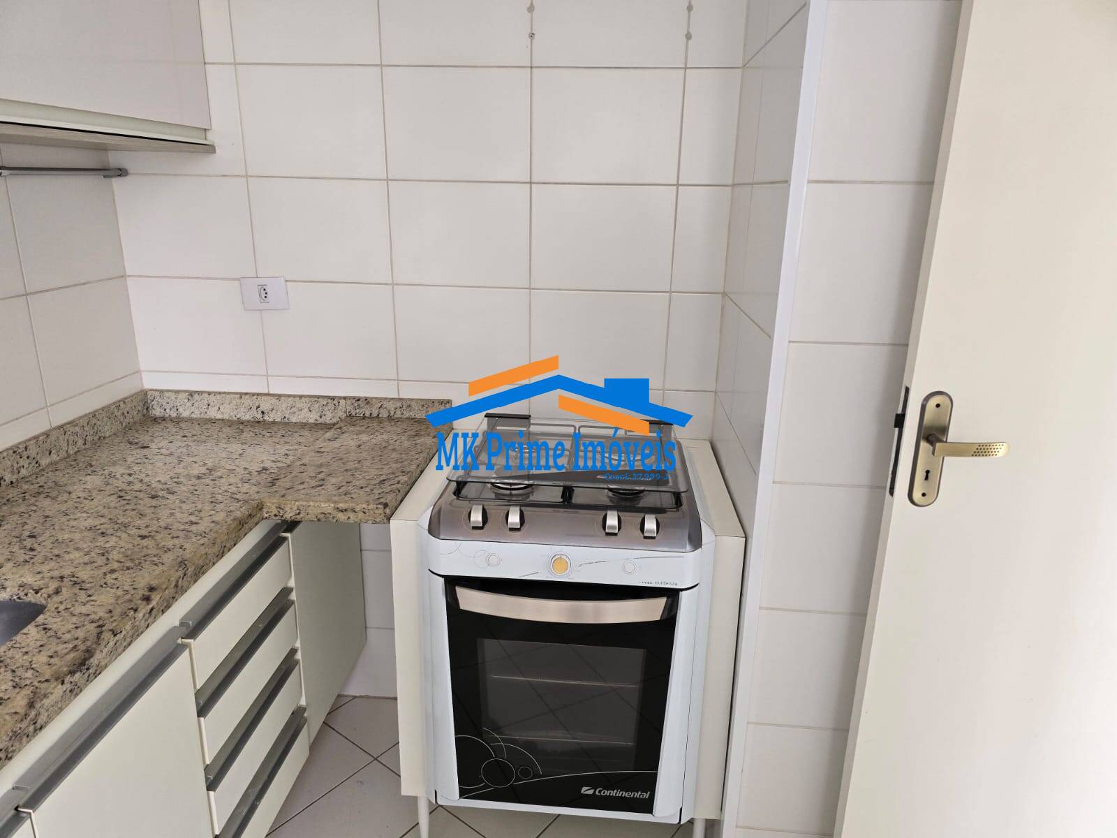 Apartamento à venda com 2 quartos, 60m² - Foto 16