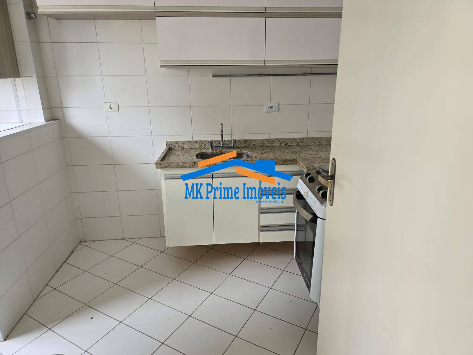 Apartamento à venda com 2 quartos, 60m² - Foto 17