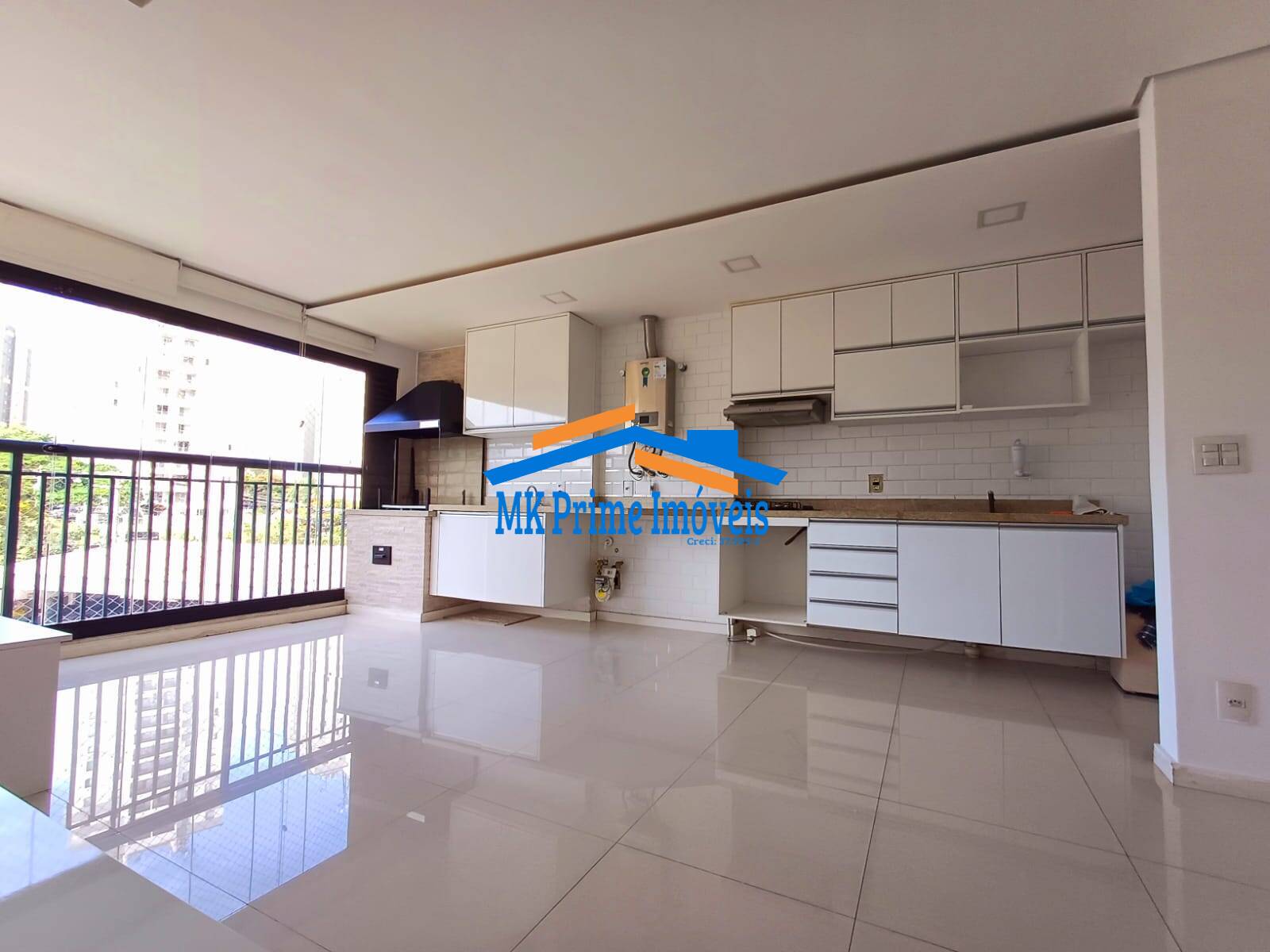Apartamento à venda com 2 quartos, 62m² - Foto 1