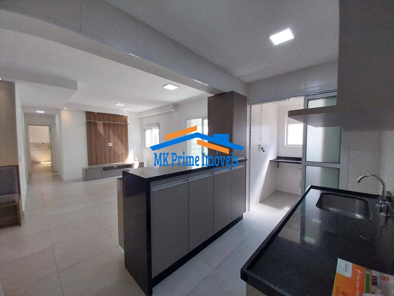 Apartamento à venda com 2 quartos, 82m² - Foto 4
