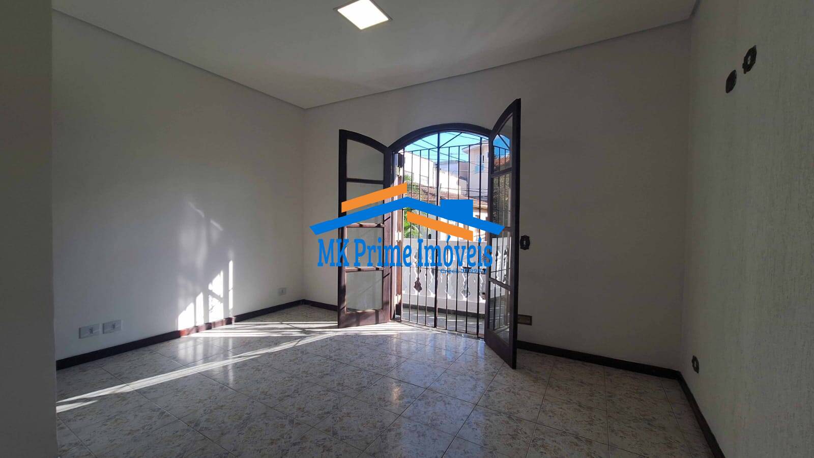 Sobrado à venda com 3 quartos, 252m² - Foto 31
