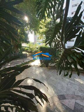Apartamento à venda e aluguel com 3 quartos, 180m² - Foto 34
